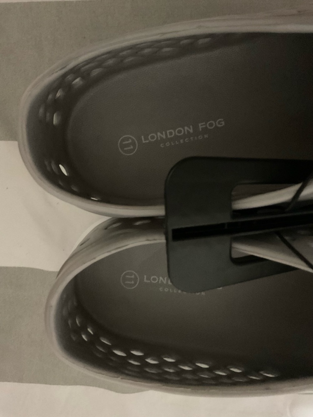 London Fog Gray Slip-On beach/water shoes 11 Men’s or 12-12.5 Women’s Brand New - Picture 2 of 4